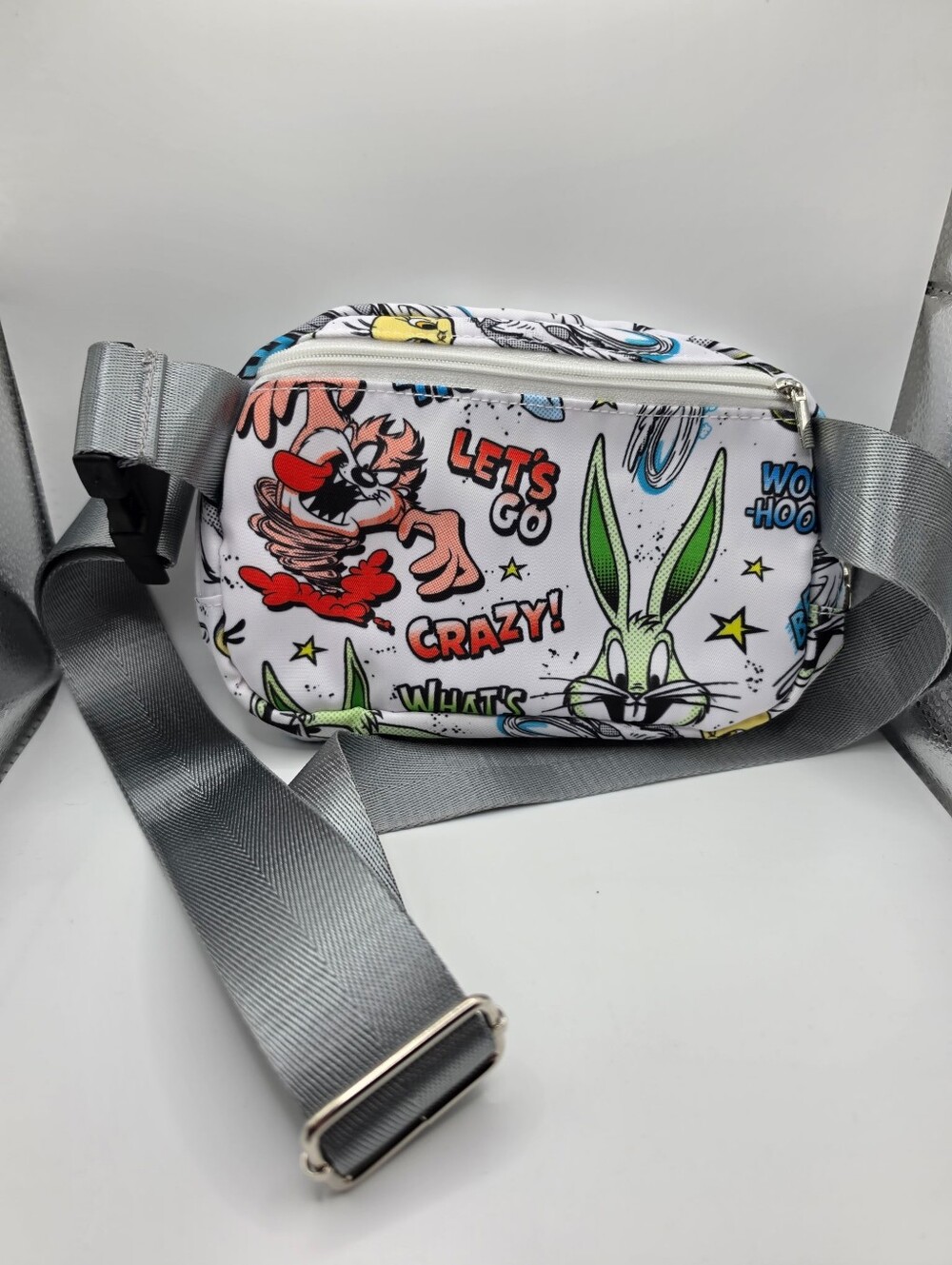 Looney Tunes Belt Bag Fanny Pack White Nylon Comic Print Adjustable NWOT